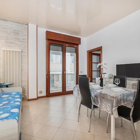 Daire Alex Flower House Rimini